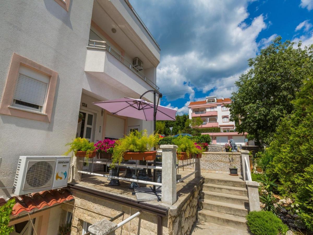 Apartments Vanessa Dramalj Exterior photo